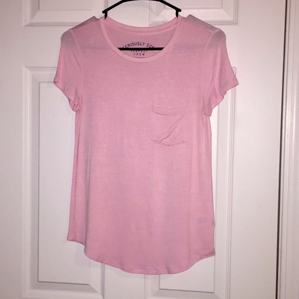 Soft Pink Aeropostale Perfect V soft T-shirt SZ:XS